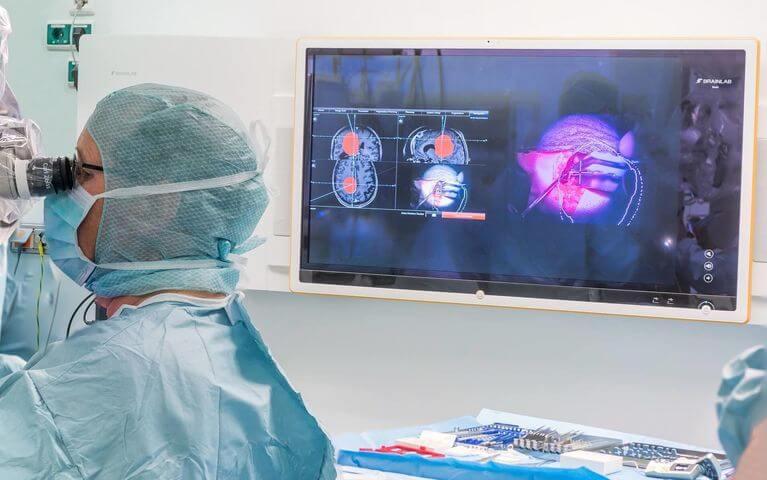 Neurosurgery Buzz Trenion