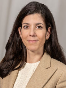 Portrait of Prof. Dr. med. univ. Julia Szendrödi, PhD