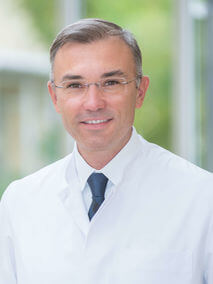 Portrait von Univ.-Prof. Dr. med. habil. Tobias Renkawitz